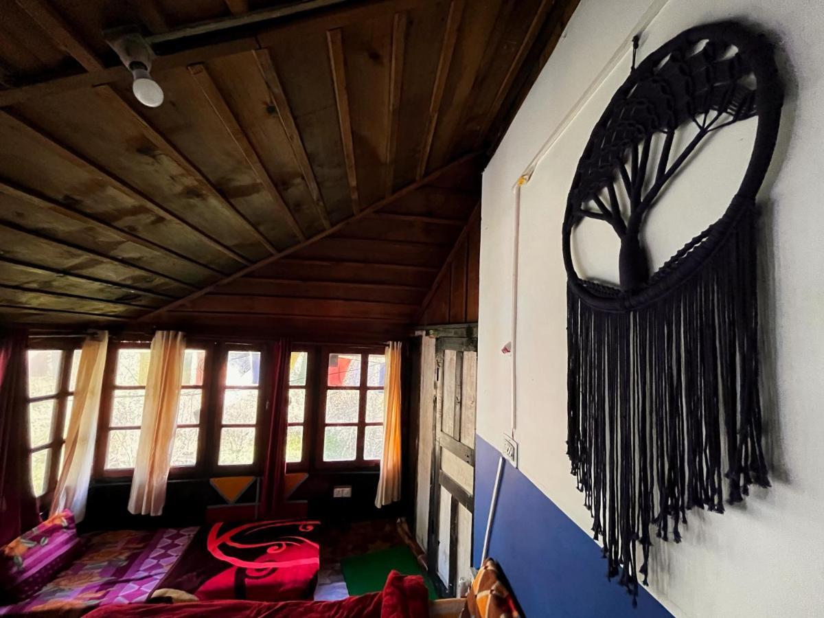 Memoir Homestay Касол Екстериор снимка