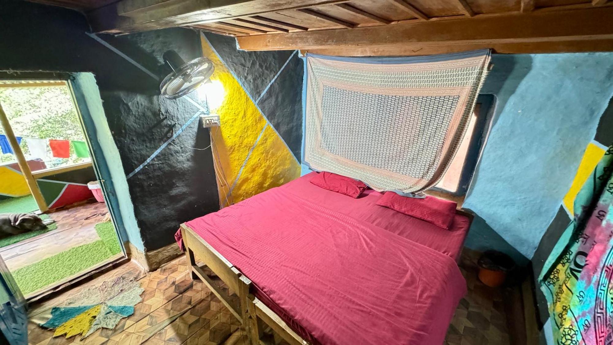 Memoir Homestay Касол Екстериор снимка